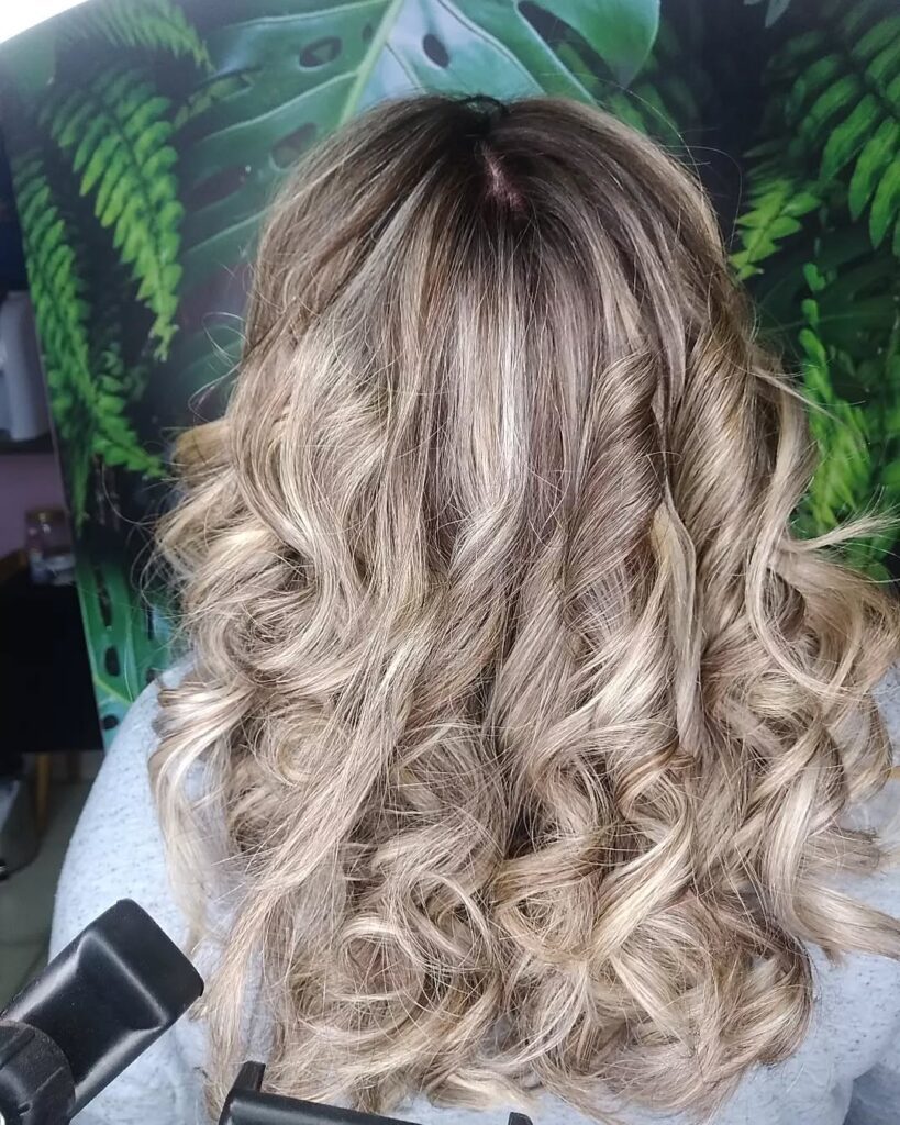 Coloração e mechas – Espaço Danny Padial, Centro, Agudos - SP – foto 15