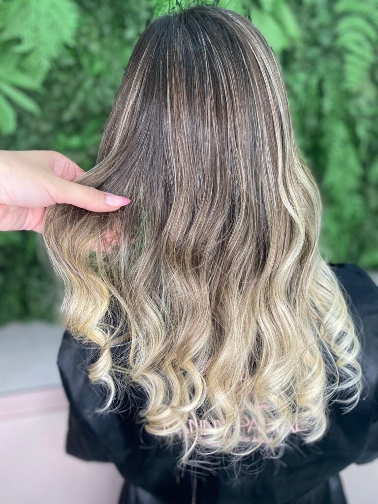 Coloração e mechas – Espaço Danny Padial, Centro, Agudos - SP – foto 25